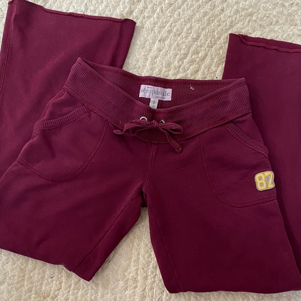 Aeropostale Wide Legged Sweatpants